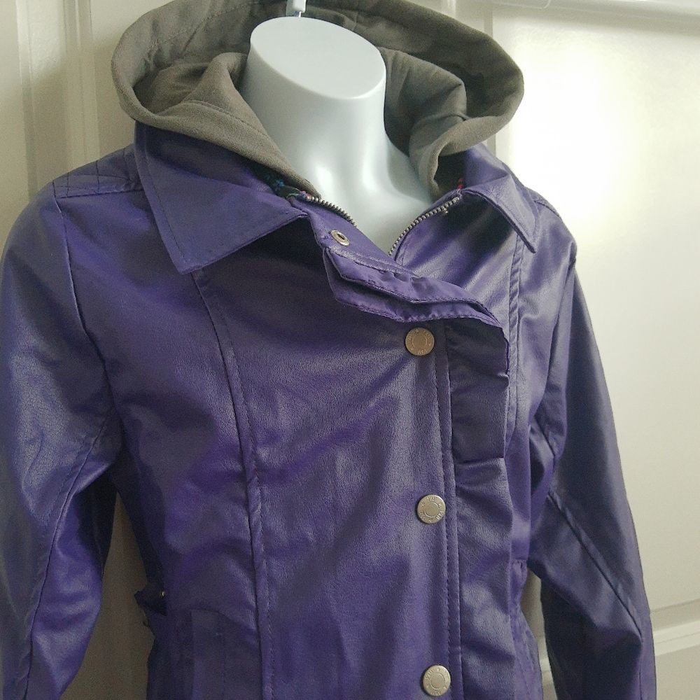YMI Jacket - Picture 2 of 6